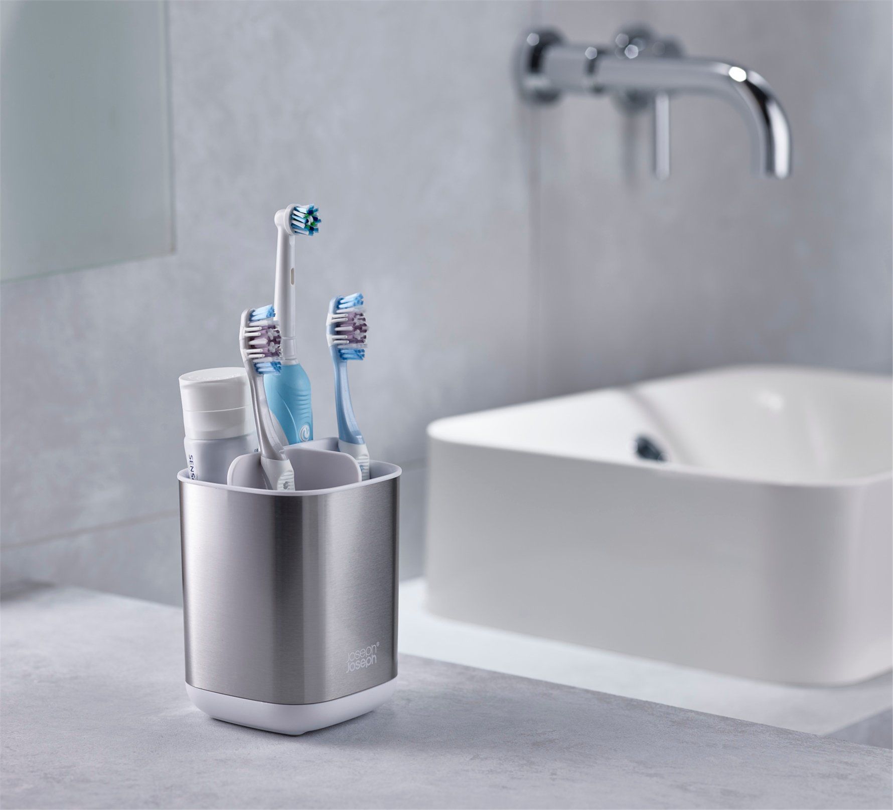 Joseph Joseph EasyStore™ Steel Diş Fırçalık