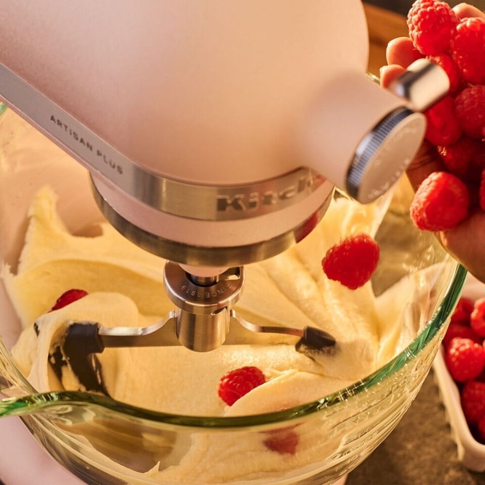 KitchenAid Artisan Plus 4,7 L Stand Mikser- Feather Pink