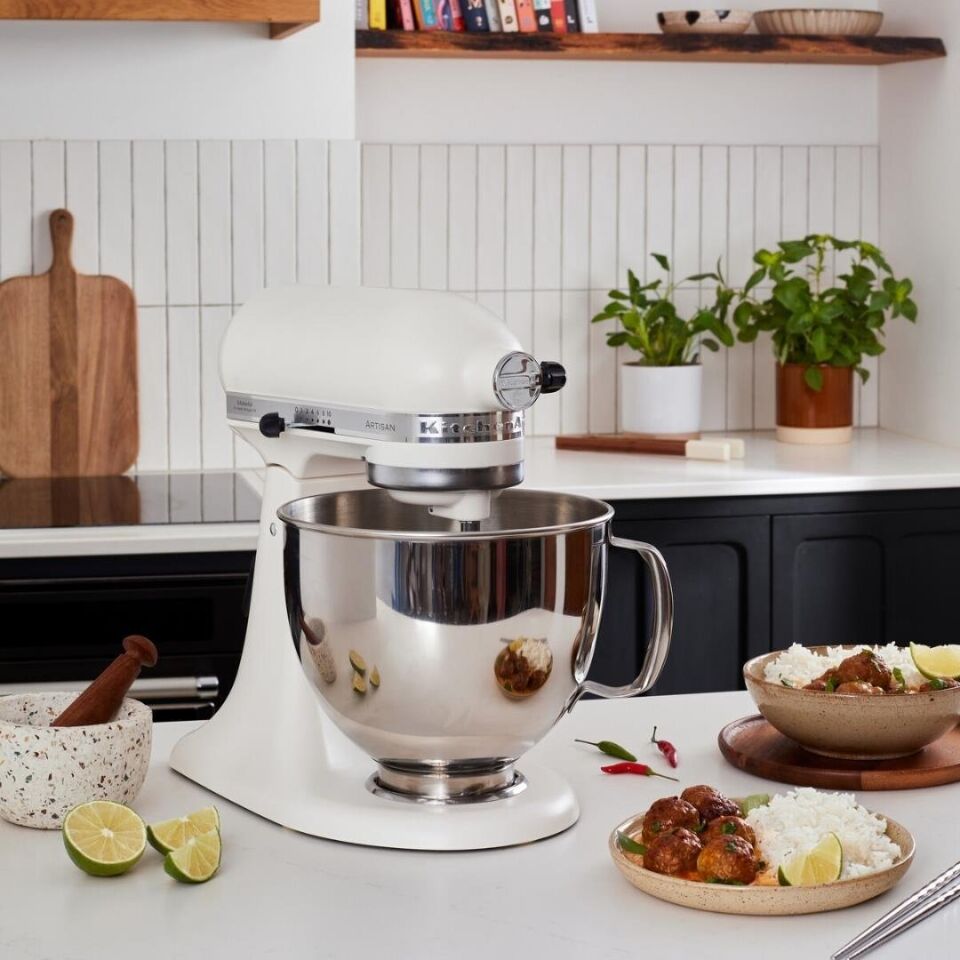 KitchenAid Artisan 4,8 L Stand Mikser - Porcelain White