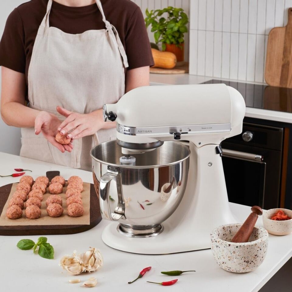 KitchenAid Artisan 4,8 L Stand Mikser - Porcelain White