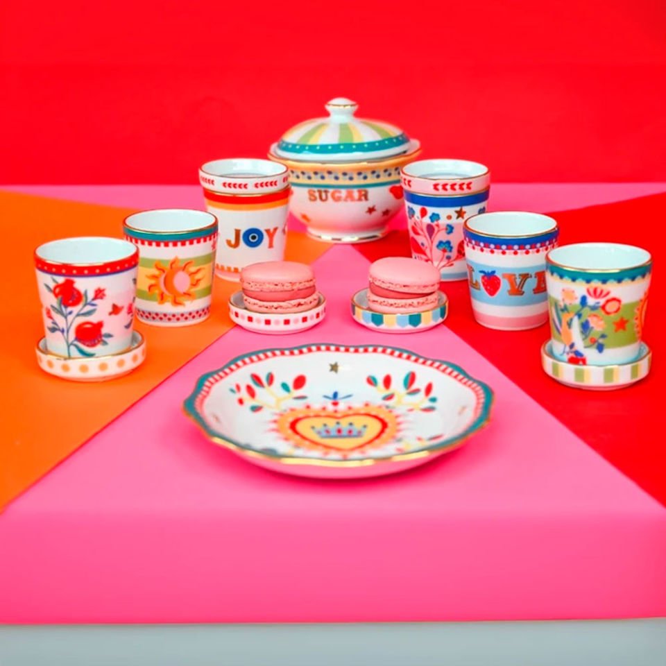 Baci Milano Mamma Mia El Desenli Tabaklı Espresso Fincanı 5,5 cm x 7 cm