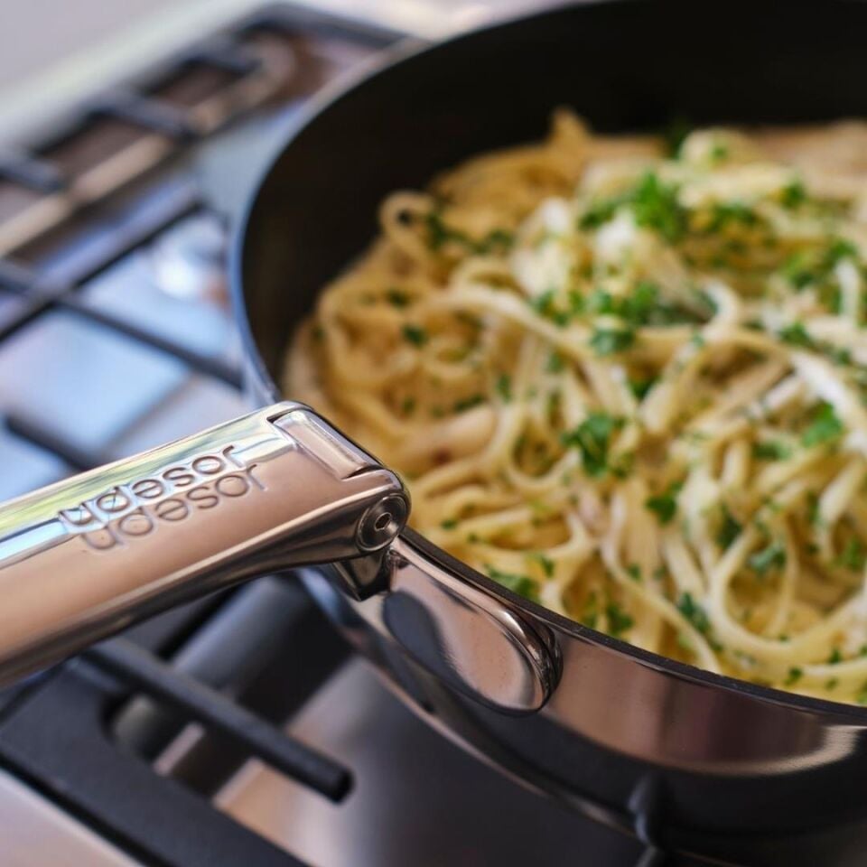 Joseph Joseph Space 3 Katmanlı Paslanmaz Çelik Seramik Kaplama 28 cm Kızartma Tavası