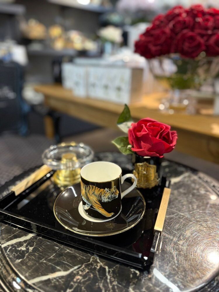 LOTUS DESİGN PİRİNÇ KULPLU SİYAH PLEKSİ TEPSİ