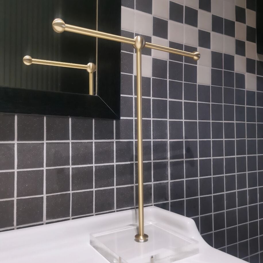 LOTUS DESİGN T HAVLULUK STAND GOLD