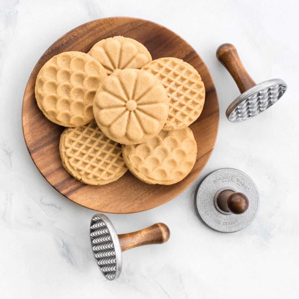 Nordicware 5 Çayı Mini Kek Şekilleri Kalıbı