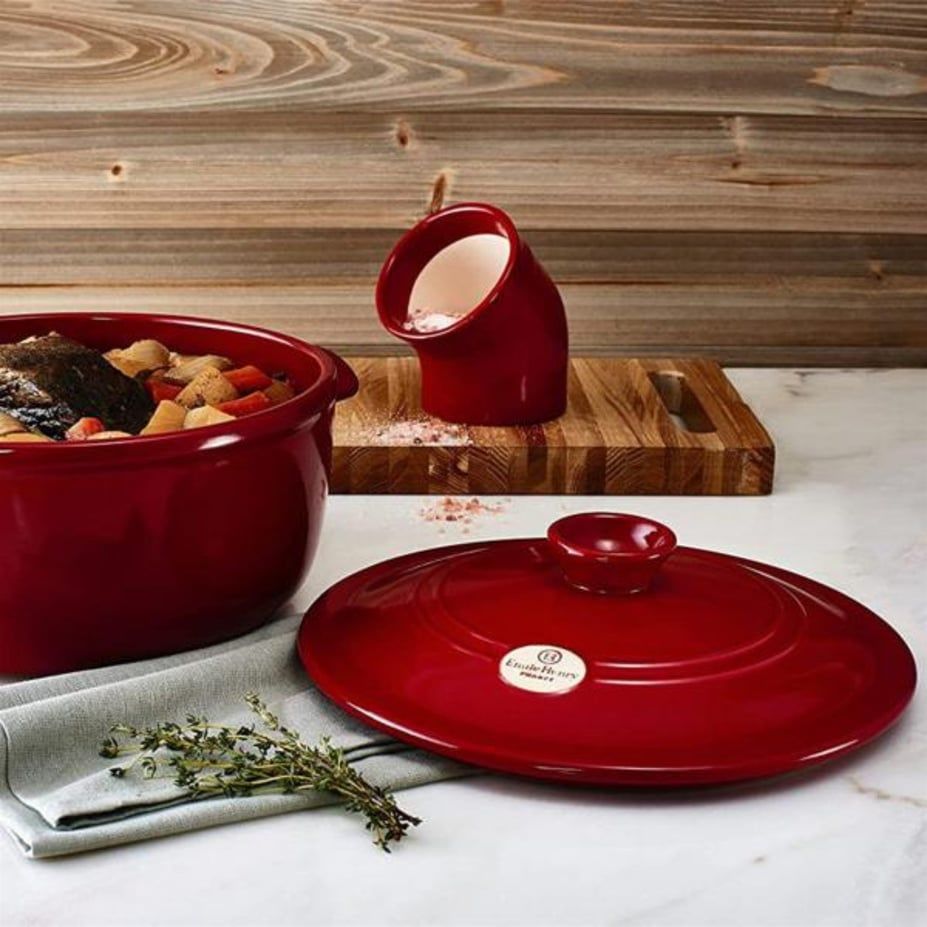 Emile Henry Tuzluk-Baharatlık Yuvarlak Kırmızı