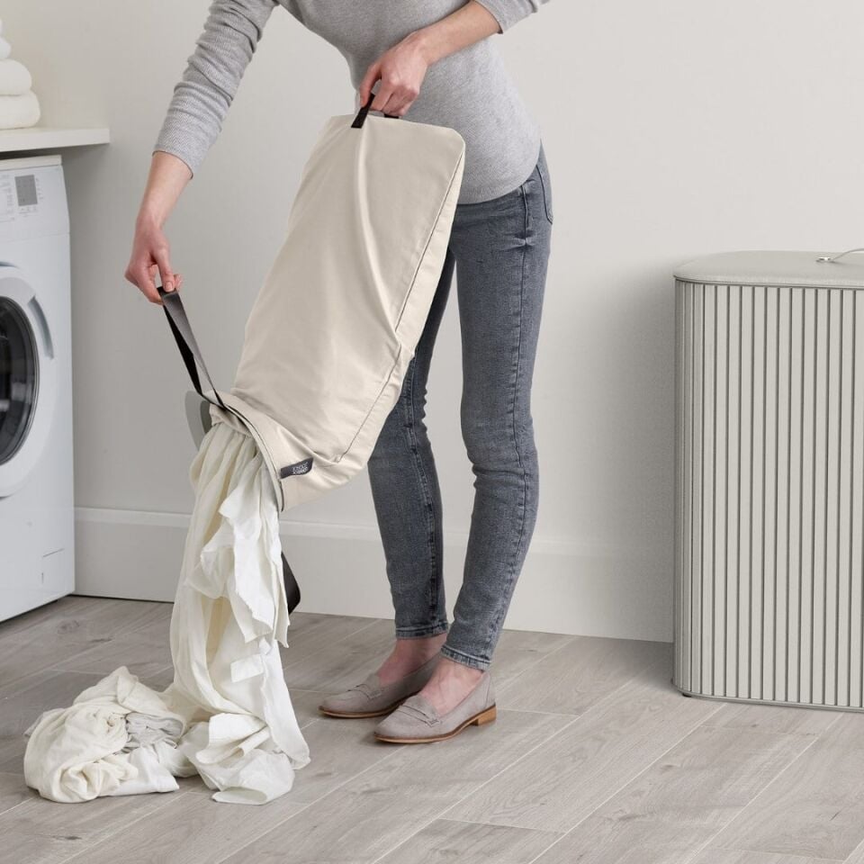 Joseph Joseph Tota 90 L Trio Luxe 3 Bölmeli Çamaşır Ayırma Sepeti - Ekru